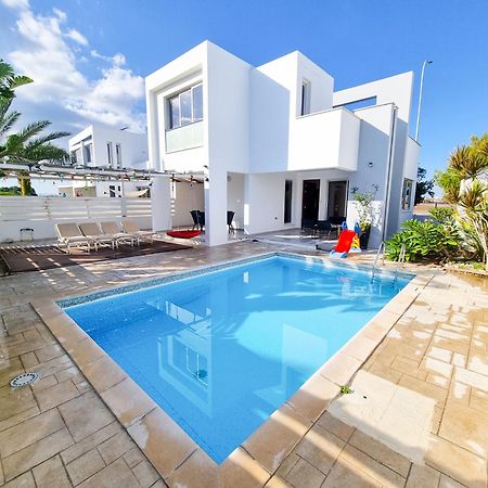 Beach Villa With Private Pool And Bbq 2 Perivolia Exterior foto